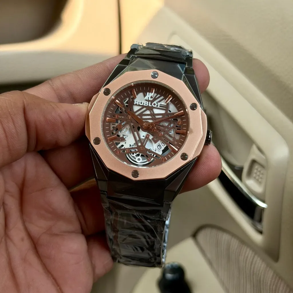HUBLOT CLASSIC WATCH